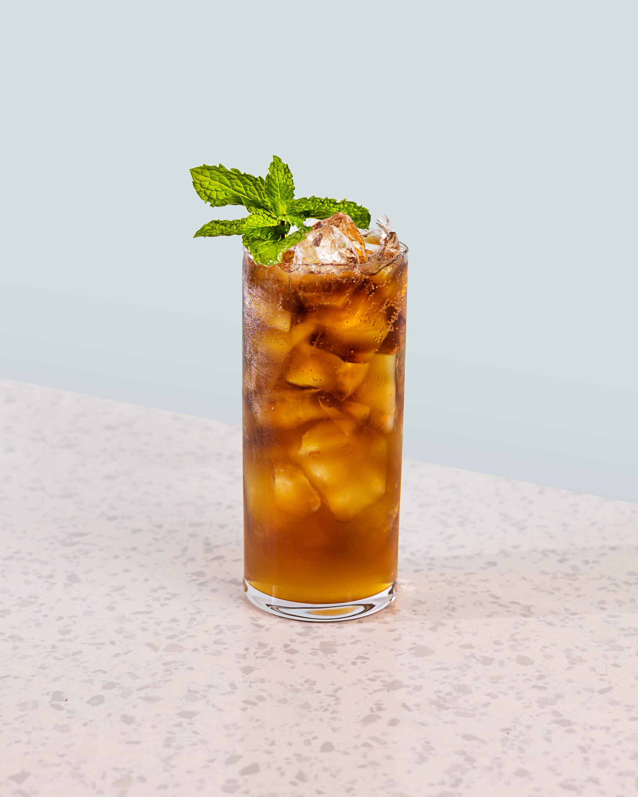Recette de cocktail Monsieur Cocktail Amaretto & Coke sans alcool